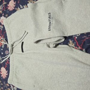 FEAR OF GOD ESSENTIALS| DRAWSTRING SWEATPANTS